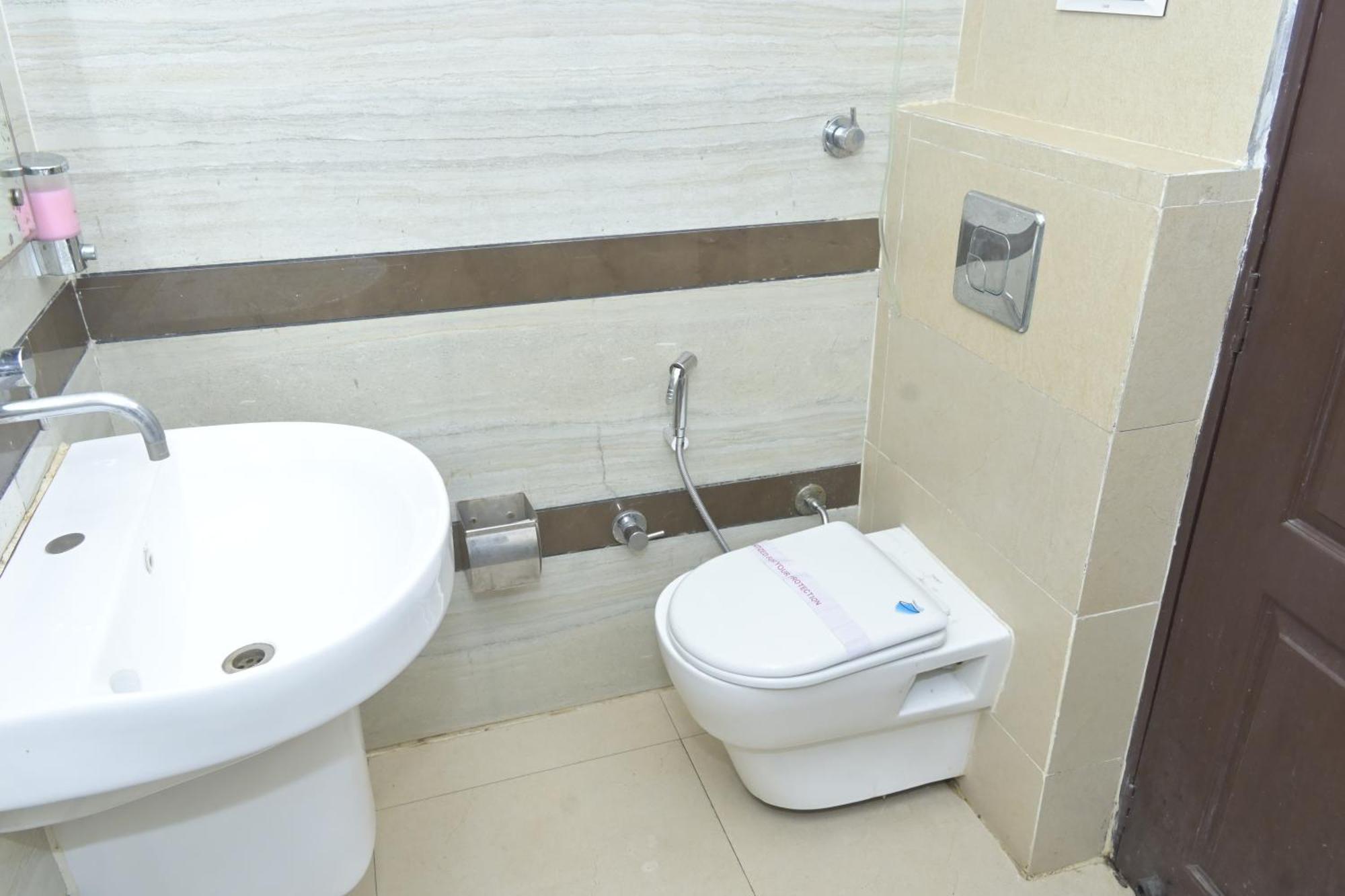 Vk Hotels & Resorts Amritsar Exterior photo
